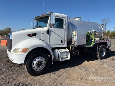 2014 Peterbilt 337 4x2 Vacuum Tanker Truck