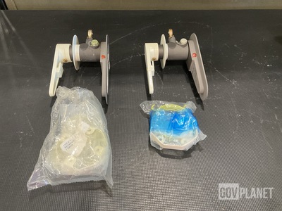 (2) Hartwell H2860-7 Rate-of-Flow Indicators