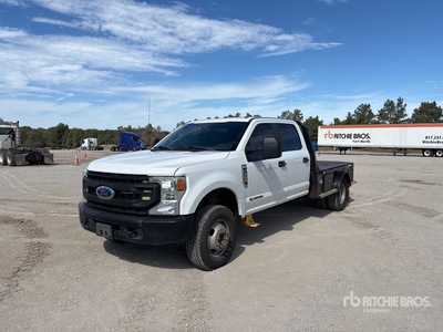 2020 Ford F-350 4x4 Crew Cab Ciężarówka z płaską platformą