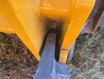 Chassis with Quick Coupler to Arms Pins