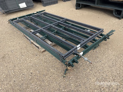 Quantity of (5) Hi-Hog Livestock Panel