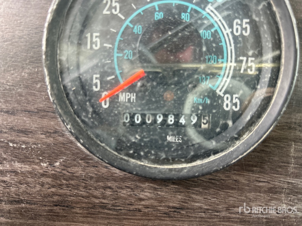 General Appearance with Hour Meter / Odometer