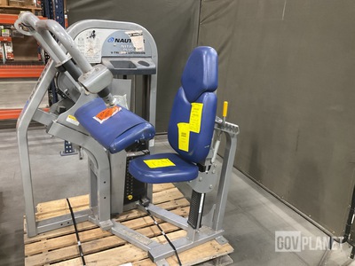Nautilus Nitro Plus V-Triceps Extension Machine
