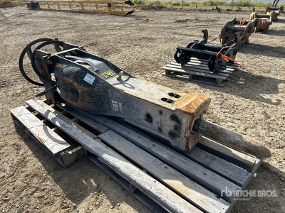 2018 Cat H115Es 22 in Q/C Hydraulic Breaker - Fits Excavator (Inoperable)