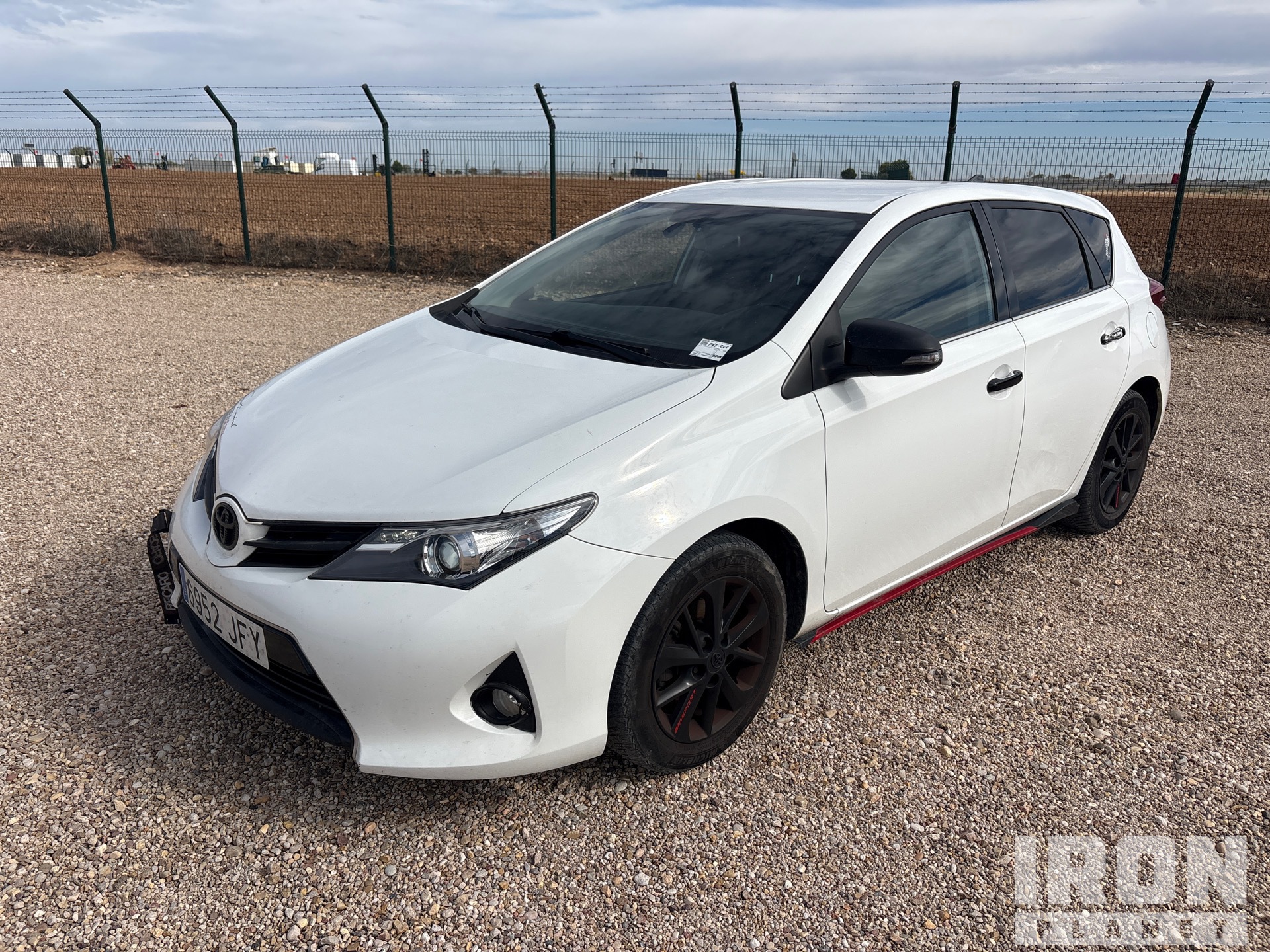 2016 Toyota Auris Automobile