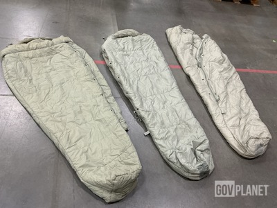 (40) Sleeping Bags