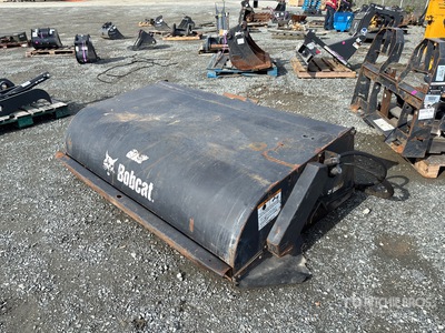 Bobcat 72 in Accesorio de barrido