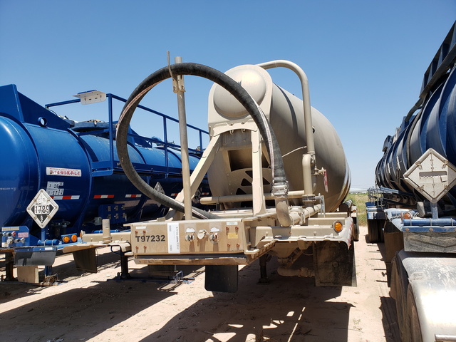 2009 Trail King T/A Pneumatic Bulk Trailer