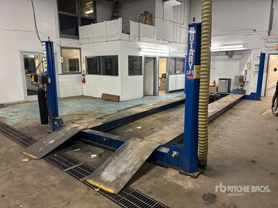 Rotary SM302-300 4 Post 30000 lb Vehicle Lift