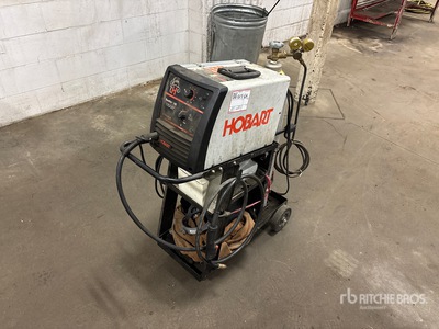 Hobart Handler 140 20 A MIG Electric Welder