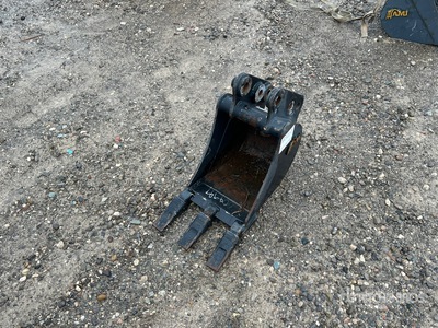 12 in Q/C Digging Excavator Bucket