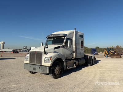 2020 Kenworth T880 6x4 Ciągnik siodłowy T/A z kabiną sypialną