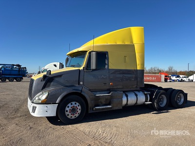 2007 Volvo VNL 6x4 T/A Sleeper Truck Tractor