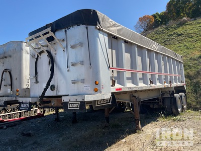 1994 East 28 ft T/A Aluminum End Dump Trailer