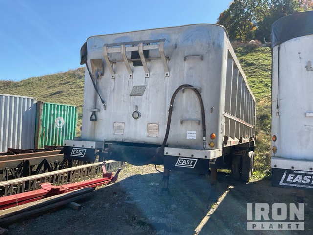1994 East 27 ft T/A Aluminum End Dump Trailer