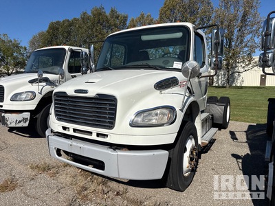 2014 Freightliner M2 4x2 Day Cab Truck Tractor