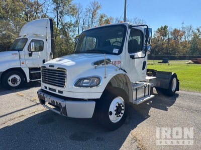 2014 Freightliner M2 4x2 Day Cab Truck Tractor