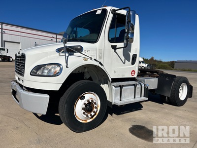2014 Freightliner M2 4x2 Day Cab Truck Tractor