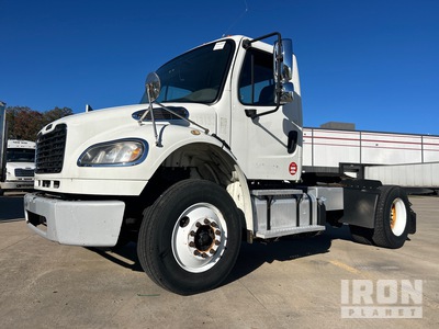 2014 Freightliner M2 4x2 Day Cab Truck Tractor
