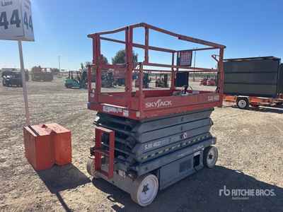 2013 Skyjack SJ4632 Electric Scissor Lift