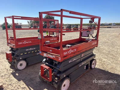 2019 Skyjack SJ3220 Electric Scissor Lift