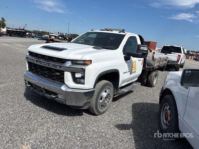 2022 Chevrolet Silverado 3500HD 4x2 Flatbed Truck