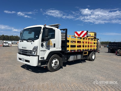 2023 Isuzu FTR 4x2 Attenuator Truck