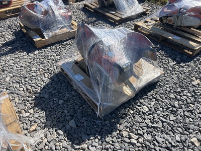 Quantity of (2) Stihl TS 800 Concrete Saw コンクリート その他