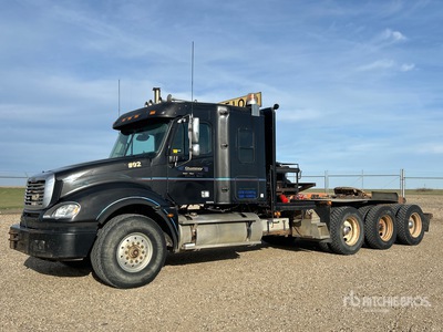 2005 Freightliner Columbia 8x6 Sleeper Winch Truck