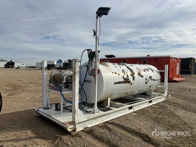 2007 Westeel 4100 L Skid Mounted Steel Fuel Tank