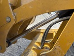Hydraulics with Bucket Tilt Cylinders