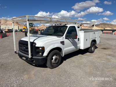 2008 Ford F-350 XL 4x2 Camion utilitaire
