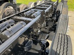 Underbody with Non-Driven Drop Axle (2)