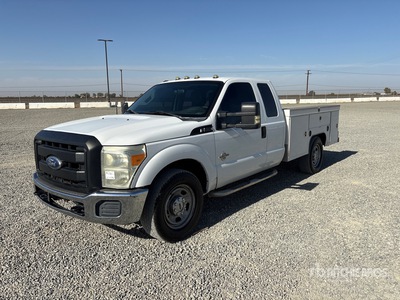 2011 Ford F-350 4x2 Extended Cab Nutzkraftwagen
