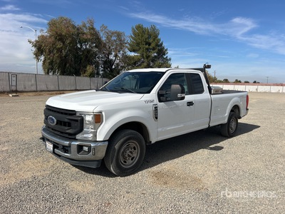 2022 Ford F-250 XL 4x2 Extended Cab Pickup
