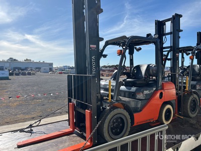 Toyota 32-8FGJ35 Forklift