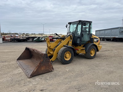 2015 Cat 907M Pala cargadora