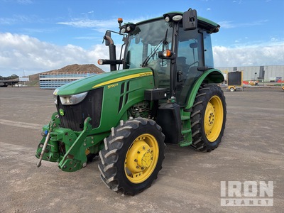 2018 John Deere 5090R Ciągnik 4WD