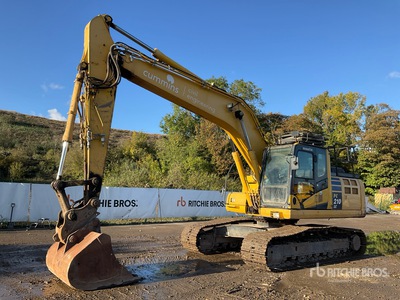 2016 Komatsu PC210LC-10 Tracked Excavator