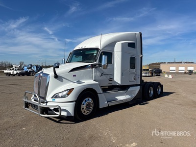 2022 Kenworth T680 6x4 T/A Sleeper Truck Tractor