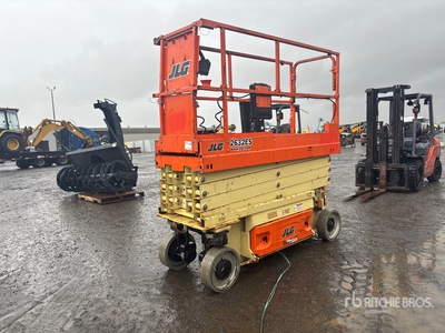 2016 JLG 2632ES Electric Scissor Lift