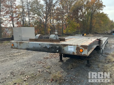 2000 Kalyn Siebert 48 ft T/A Sliding Axle Trailer