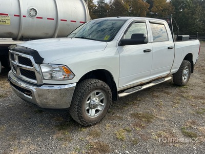 2017 Ram 2500 Tradesman 4x4 Crew Cab Pickup