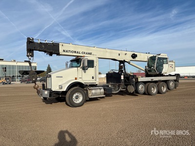 National NBT45 45 ton on 2011 Kenworth T-800 Crane Truck
