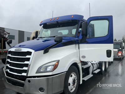2020 Freightliner Cascadia T/A Day Cab Truck Tractor