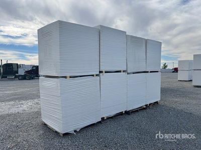 Quantity of (8) Pallets of Polyiso Insulation その他 - 店舗 & 倉庫