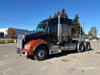 2016 Kenworth T880 6x4 Ciągnik siodłowy T/A z kabiną sypialną