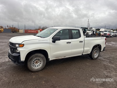 2021 Chevrolet Silverado 1500 4x4 Extended Cab ピックアップ