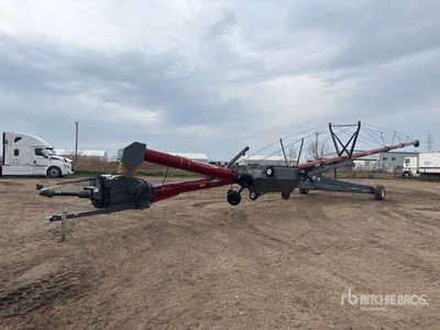 2022 Meridian 13115 13 in x 115 ft Swing-Away Transfer Barrena de grano