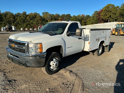 2013 Chevrolet 3500HD 4x4 Utility Truck
